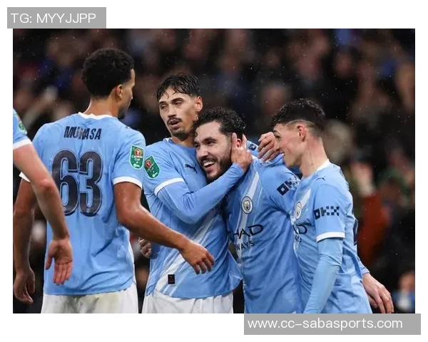 谢尔基与萨维尼奥携手进球庆祝联赛杯晋级半决赛精彩瞬间